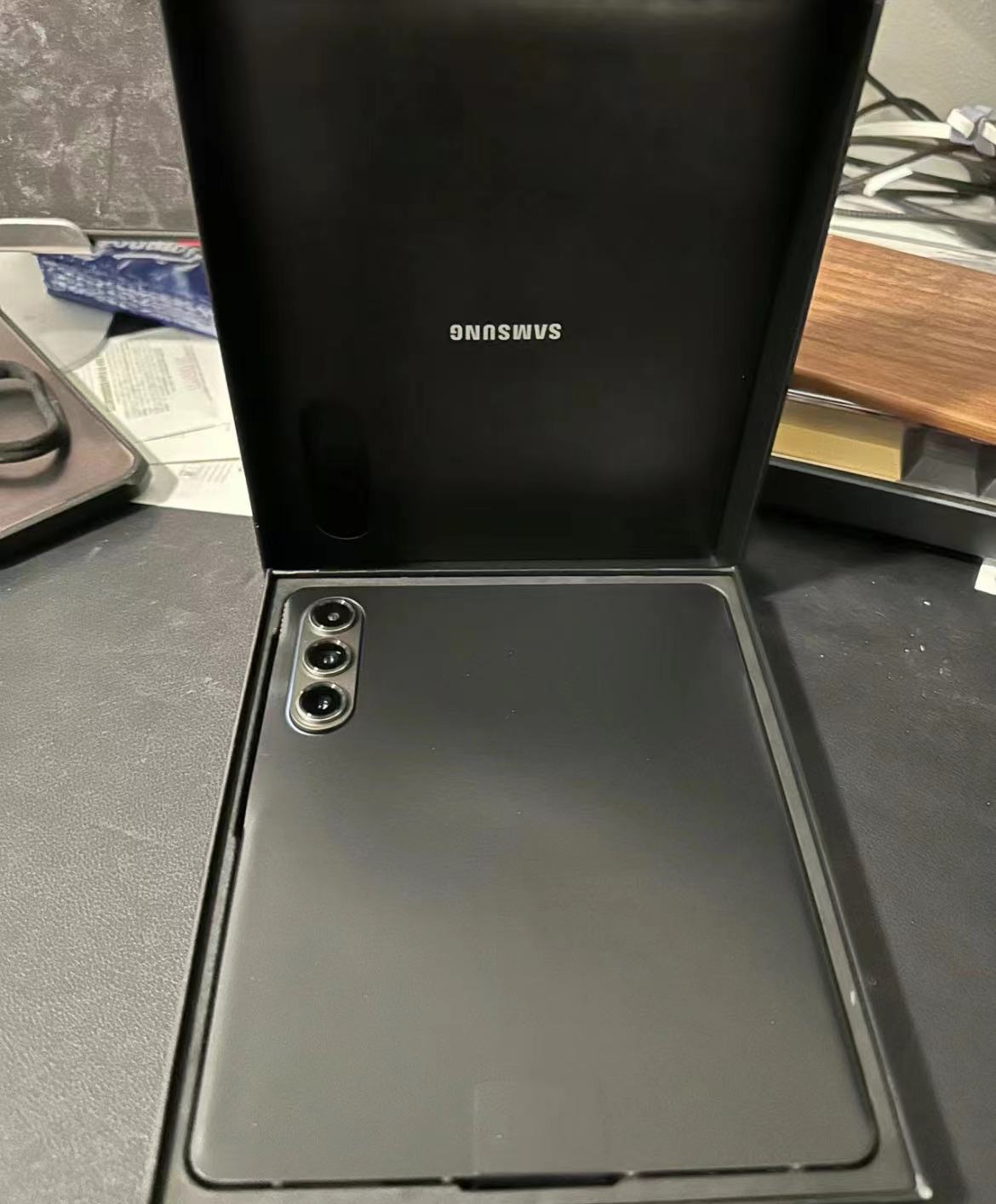 三星 Samsung Fold5 折叠手机 500 刀起
