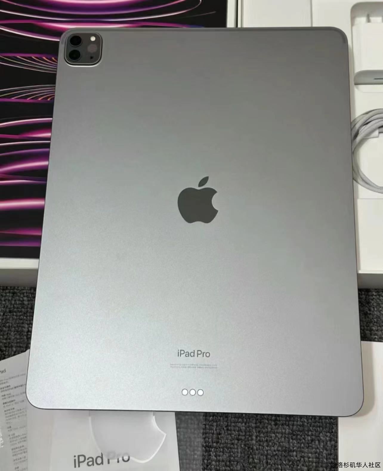 iPad Pro 12寸 $300 21 款